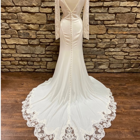 Oxford Street Wedding Dress - NOT ALTERED Size 12 - Picture 2 of 7